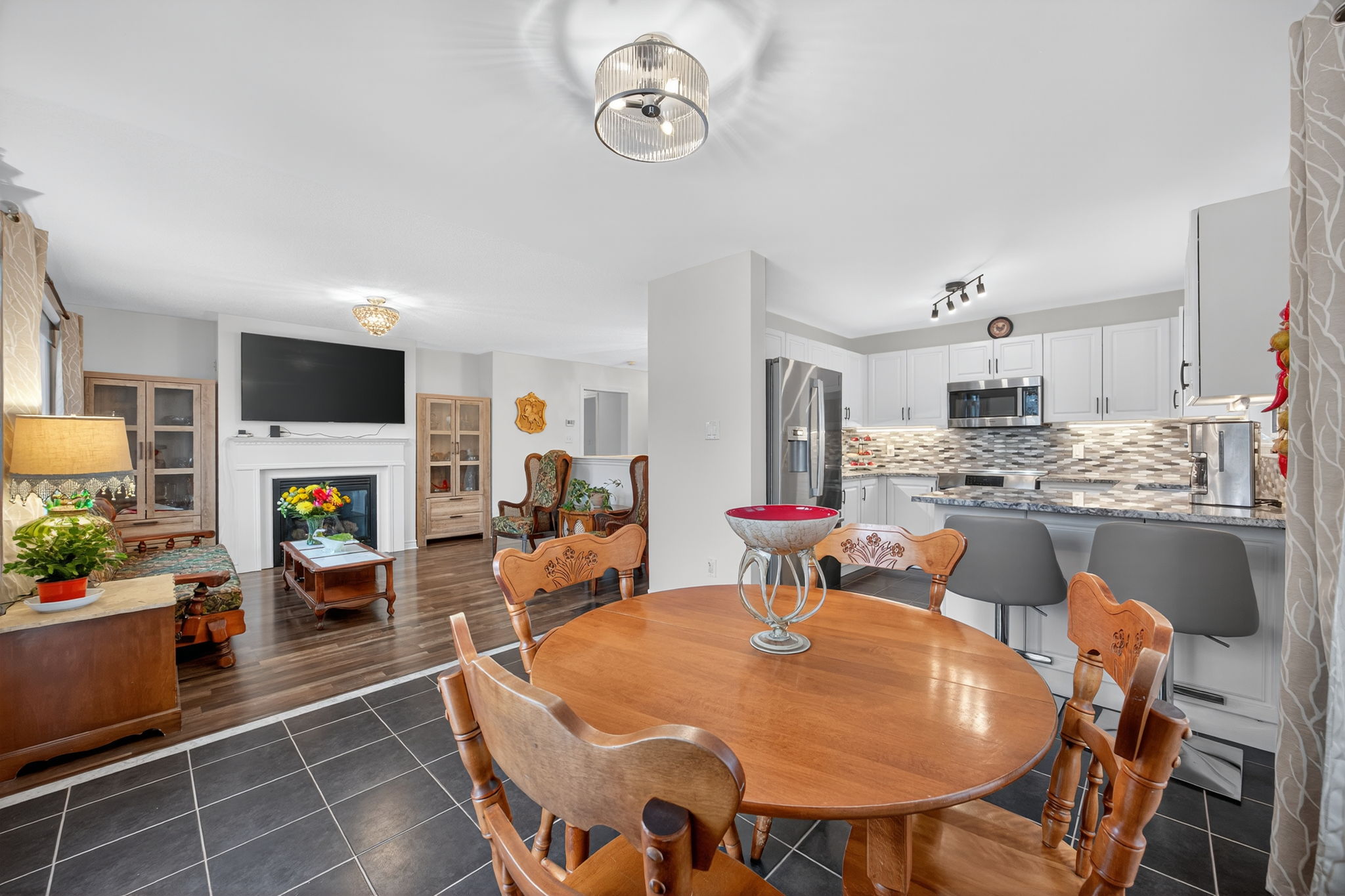 19 Grand Poplar Lane, Wasaga Beach, Ontario  L9Z 0C7 - Photo 49 - S12541640