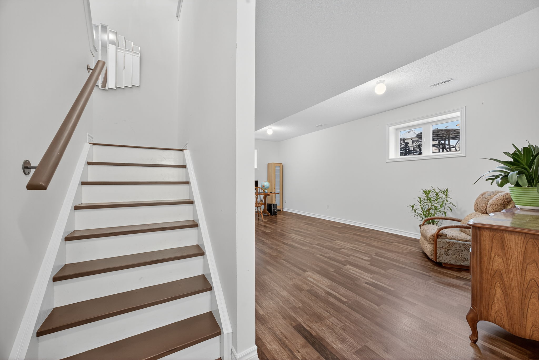 19 Grand Poplar Lane, Wasaga Beach, Ontario  L9Z 0C7 - Photo 61 - S12541640