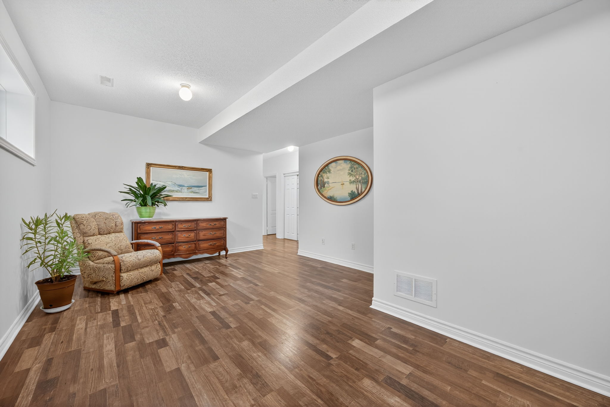 19 Grand Poplar Lane, Wasaga Beach, Ontario  L9Z 0C7 - Photo 62 - S12541640